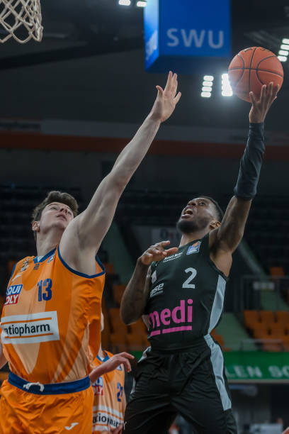 他们屡次创 他们屡次创